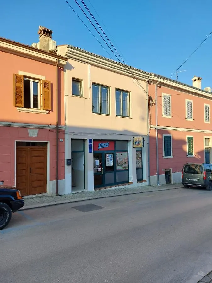 Guest house Room And Apartments Antea Rovinj