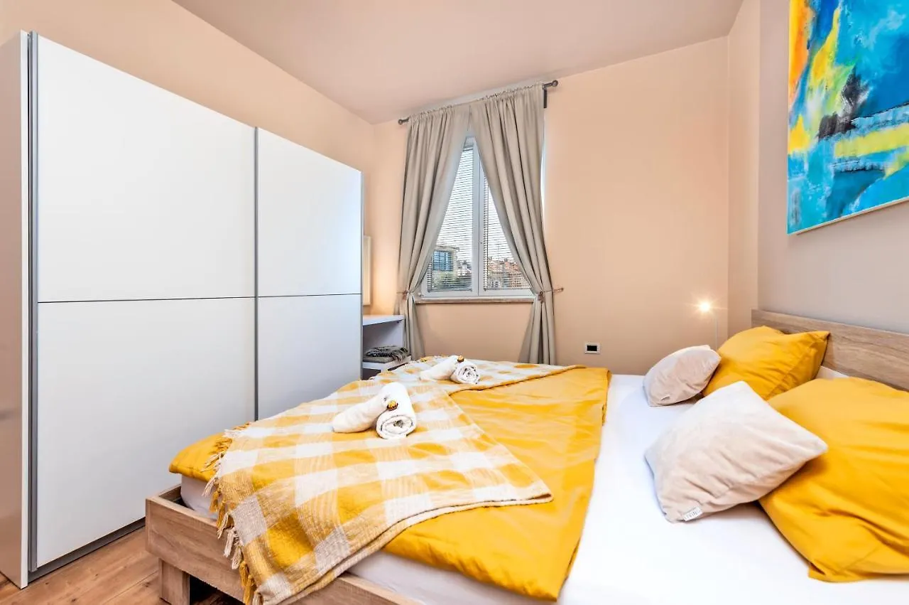 Room And Apartments Antea Rovinj Croatia